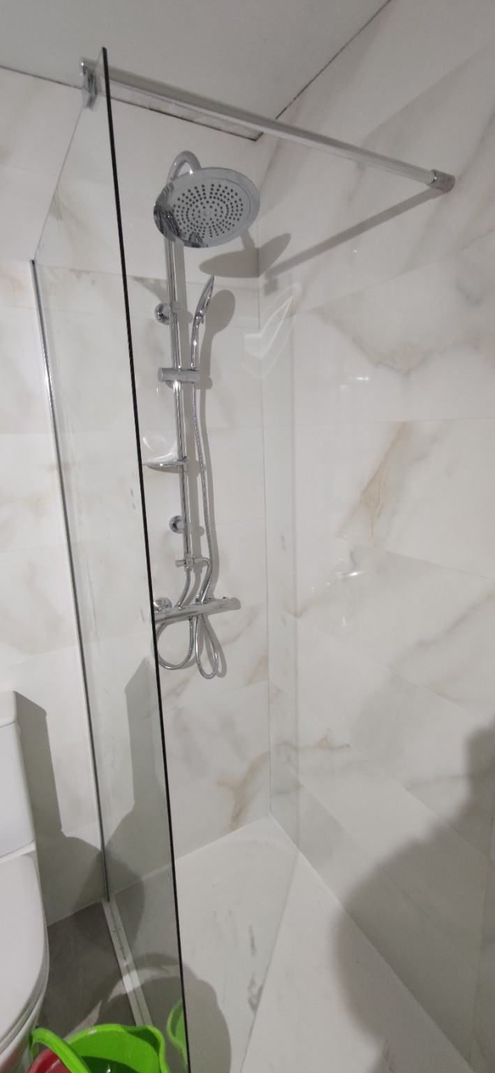 Baño reformado y terminado